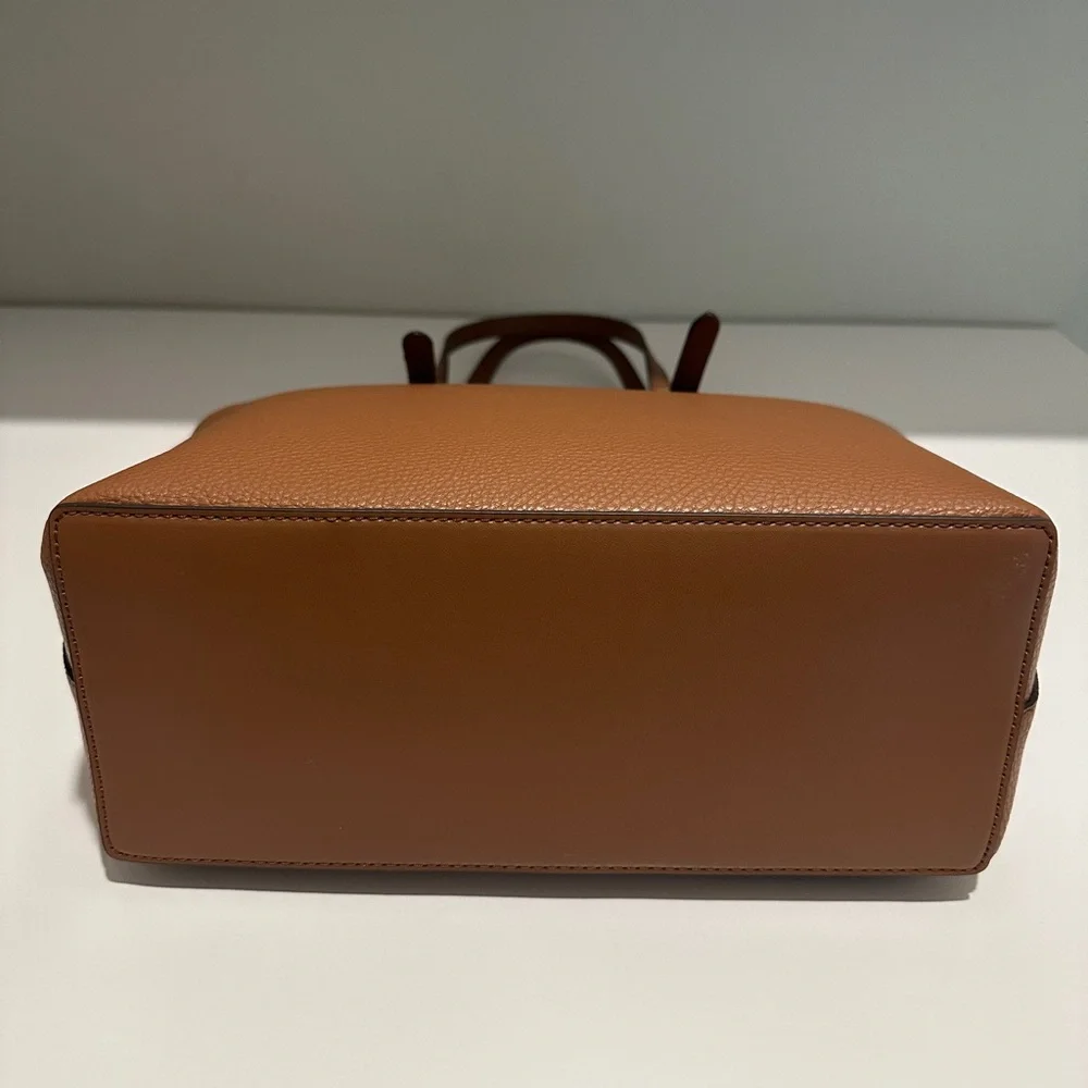 Michael Kors Luggage Jet Set Travel Med Double Pocket Non-Leather Vegan Tote NWT - Picture 8 of 15